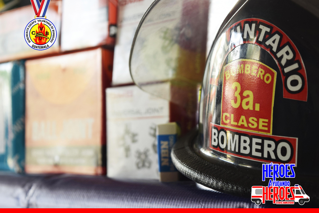 Héroes ayudando héroes